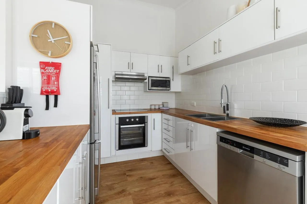 Apartment Lazy Days 1 By Stay Noosa Noosaville Australia