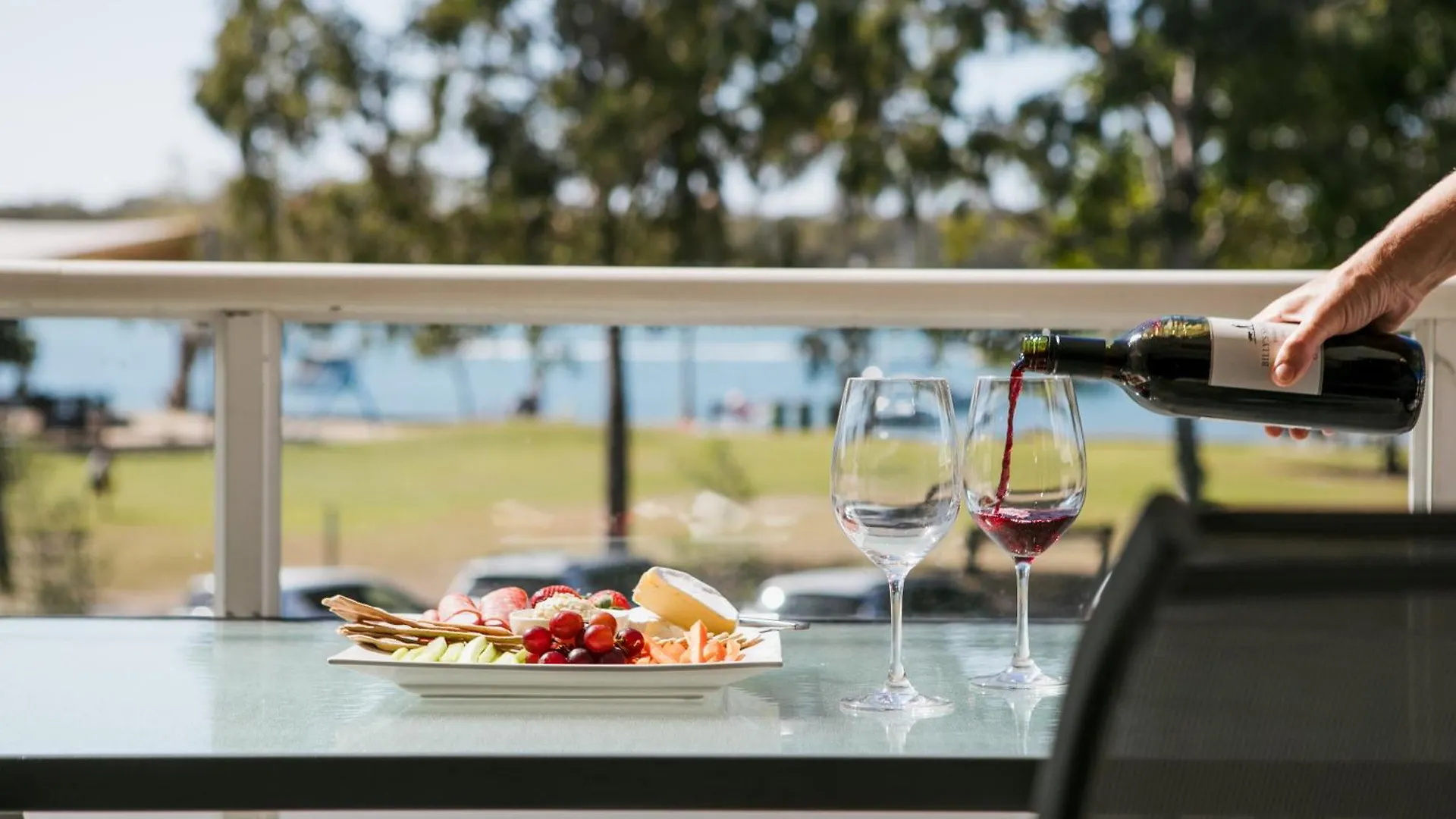 Lazy Days 1 By Stay Noosa Noosaville Australia