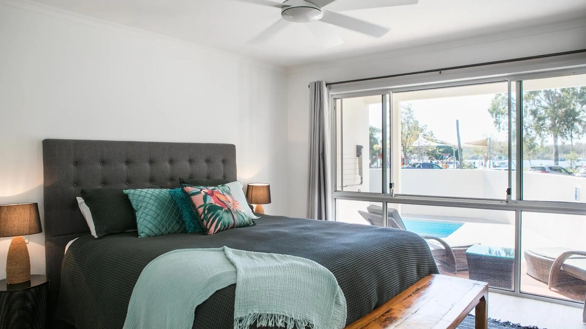Lägenhet Lazy Days 1 By Stay Noosa Noosaville Australien